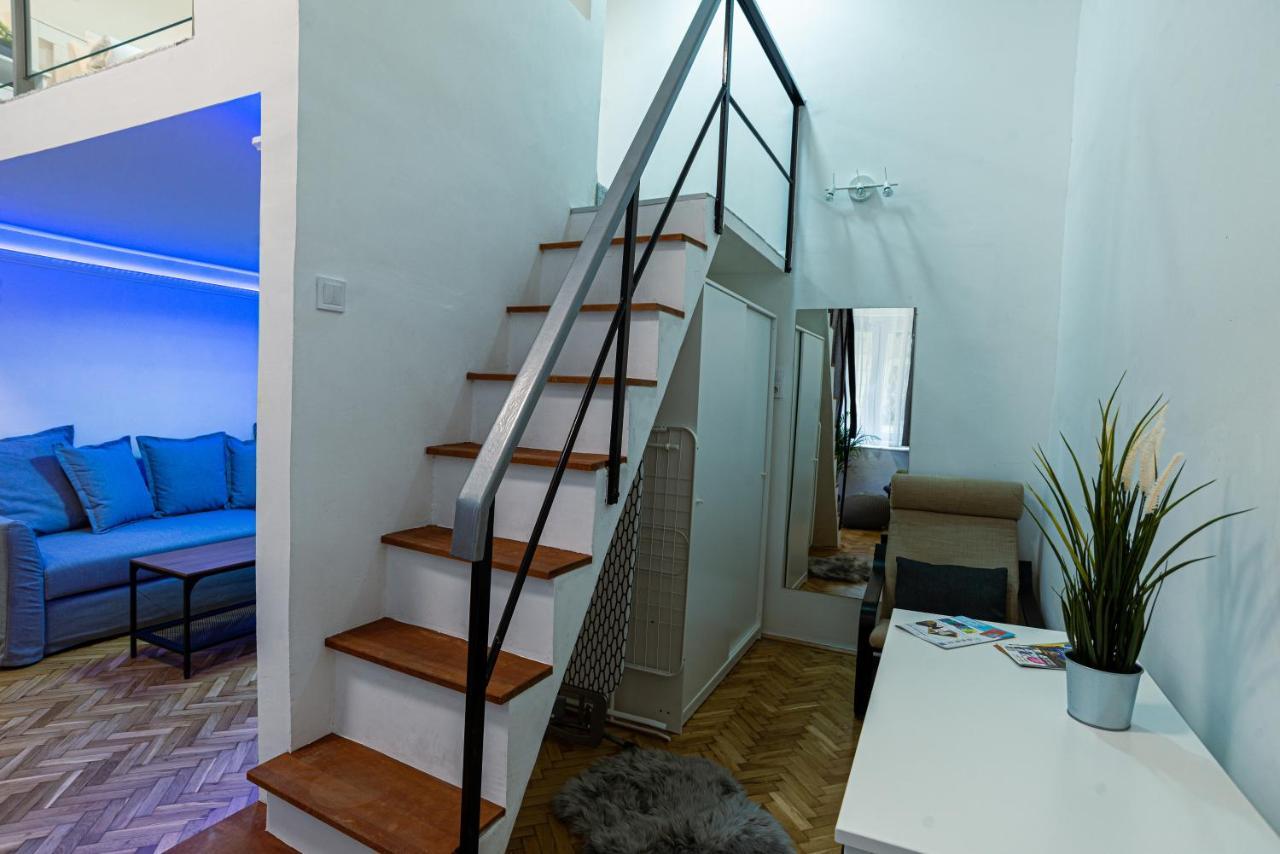 Bella Mia - Entire Apartment Near Liszt Ferenc Ter Boedapest Buitenkant foto
